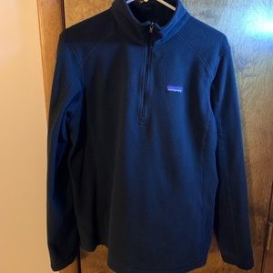 women’s patagonia half zip. size large.